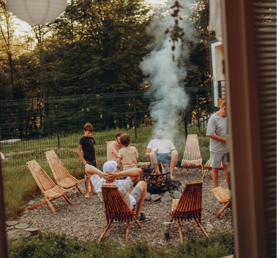 Menemukan Jeda Hangat di Antara Aktivitas